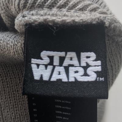 Star Wars The Mandalorian Beanie - Unisex Winter Hat - Grogu Bobble Hat