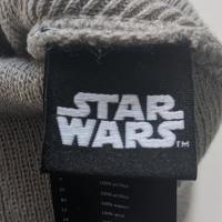 Star Wars The Mandalorian Beanie - Unisex Winter Hat - Grogu Bobble Hat